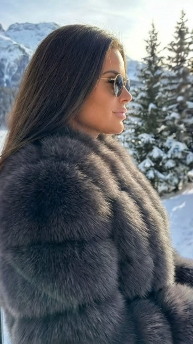 MONTBLANC CROPPED FUR COAT