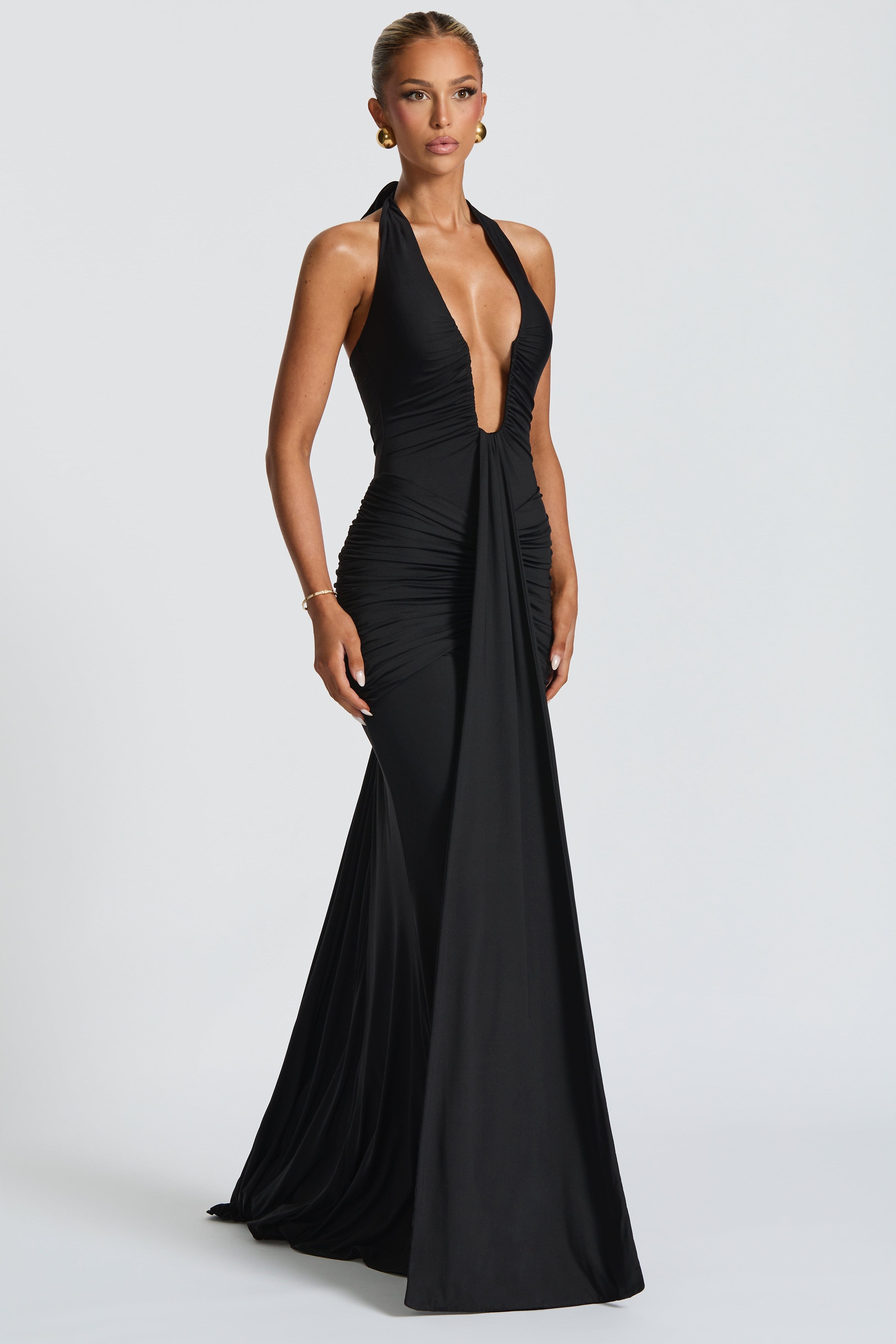 THE SCULPTED SIREN MAXI DRESS - BLACK