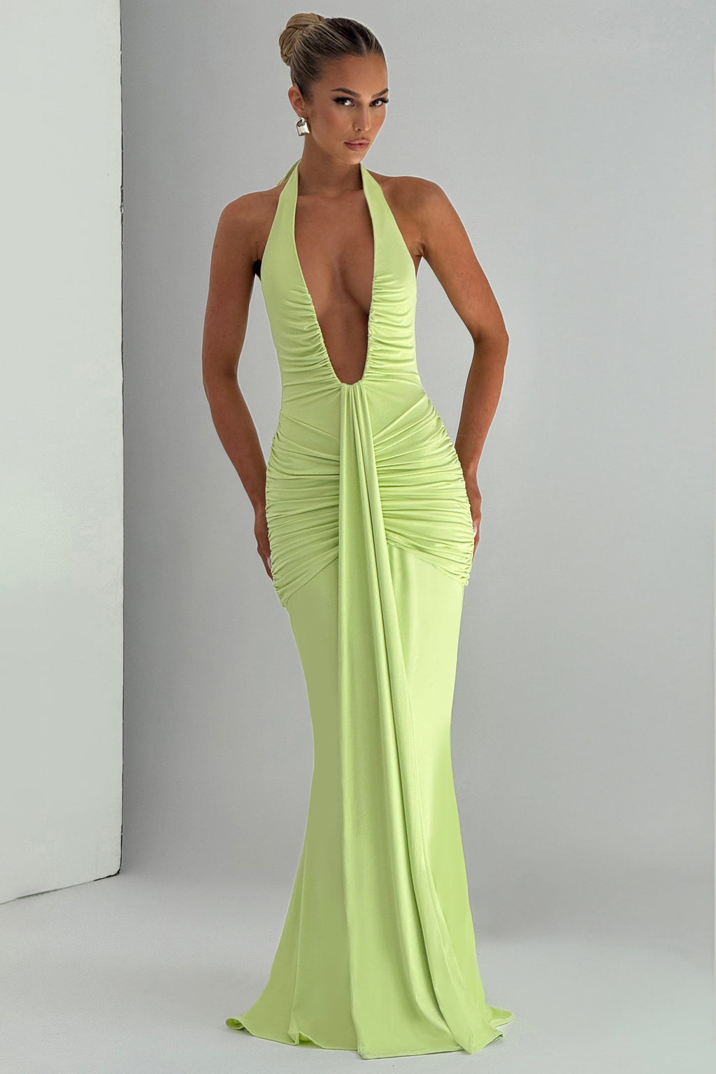 THE SCULPTED SIREN MAXI DRESS - LIME
