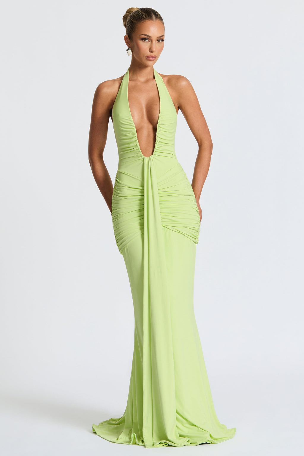 THE SCULPTED SIREN MAXI DRESS - BORDEAUX